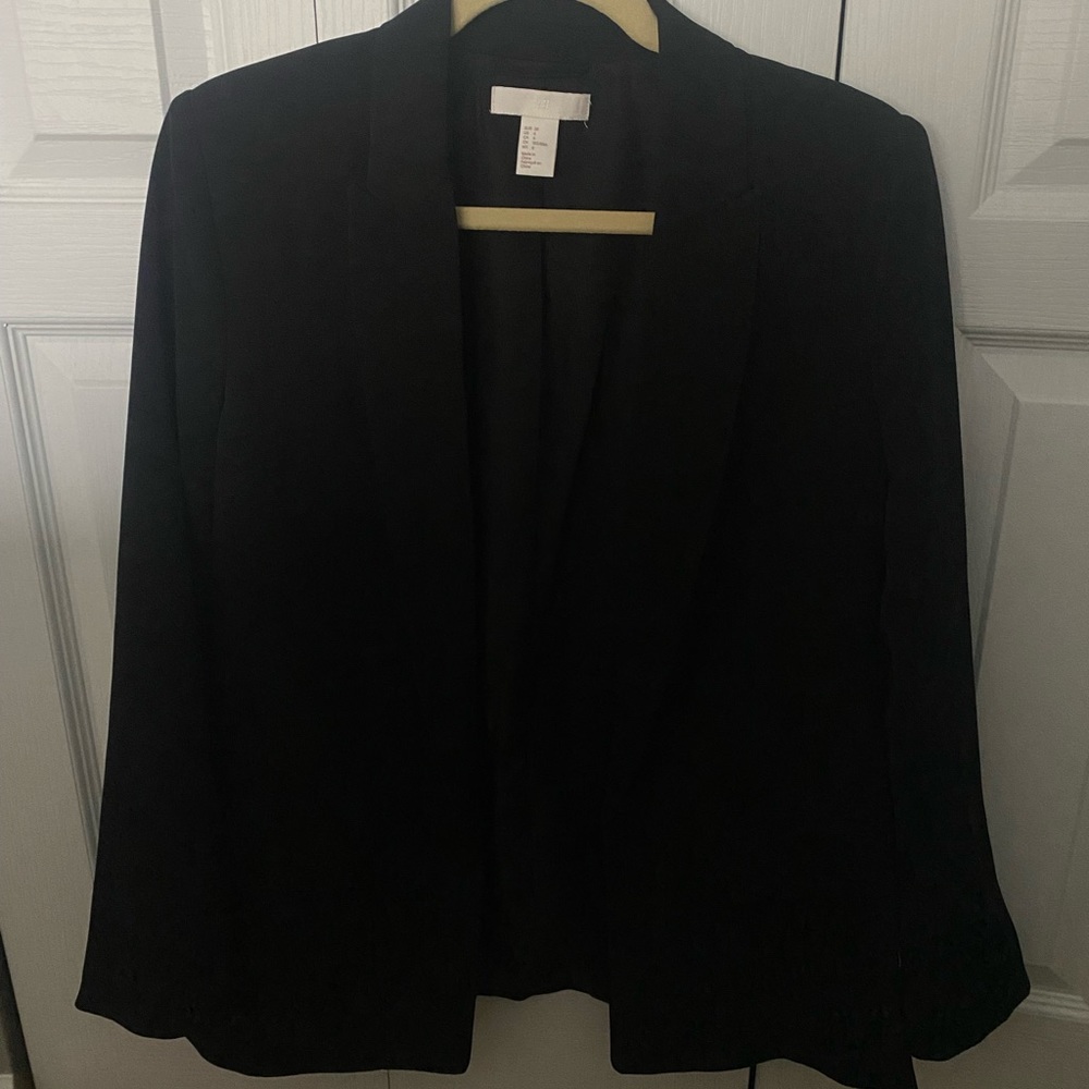 H&M black blazer size 6 - Picture 2 of 6